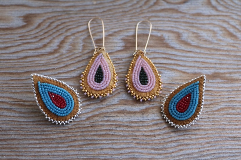 *CUSTOM* Teardrops or Studs